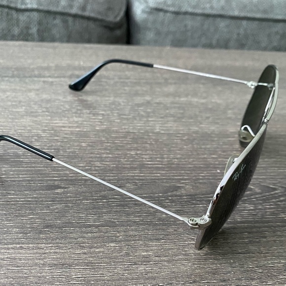 Ray Ban Aviators - Picture 3 of 4